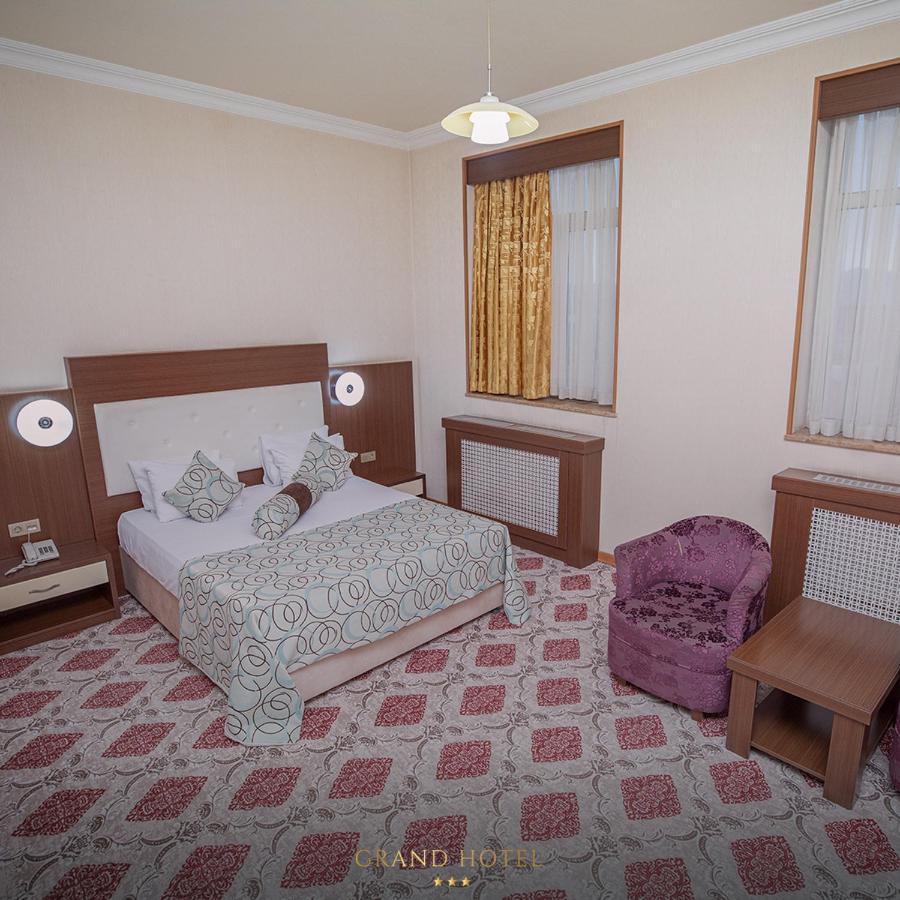 Grand Nakhchivan Hotel Exterior foto